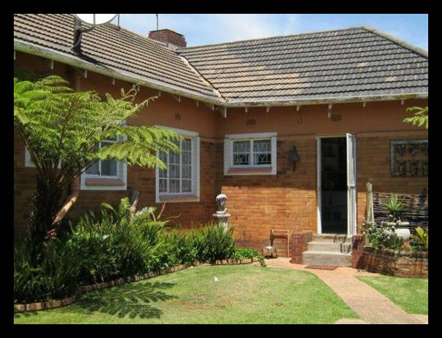 3 BEDROOM HOUSE FOR SALE IN RHODESFIELD